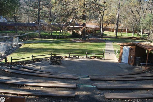 17301 Silver Spur Dr, Tuolumne, CA 95379